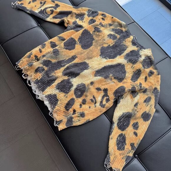 R13 Oversized Sweater Cardigan In Leopard - Picture 6 of 12